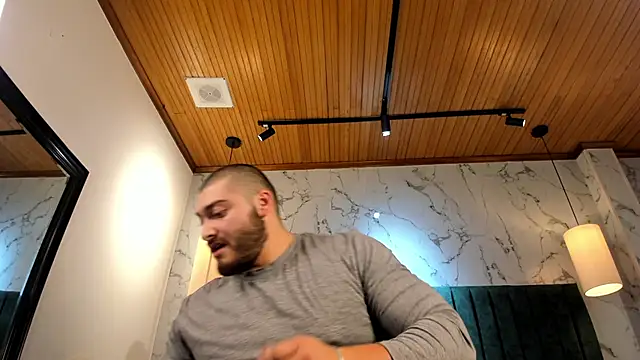 Darius_Wolfe webcam