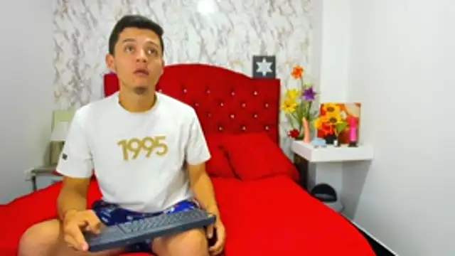 Alejandra_and_James_ webcam