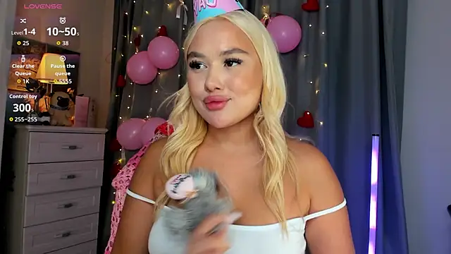 _Loneve__ webcam