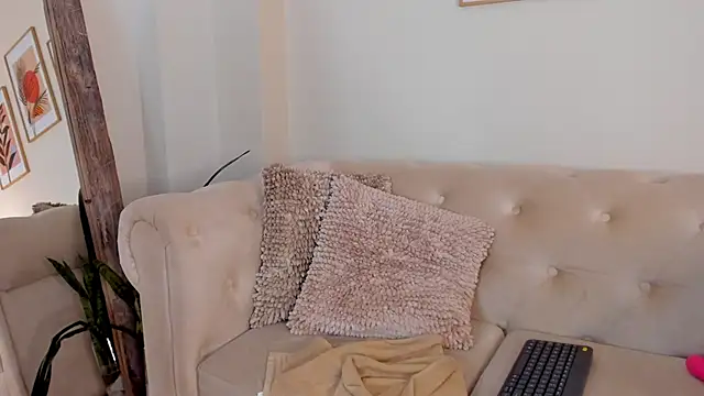 Emilly_Beaumont webcam