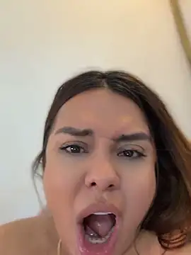 valeria2019hot webcam