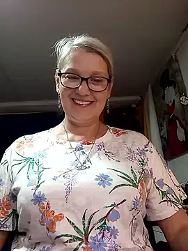 irinamaux webcam