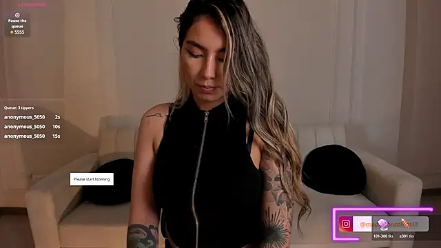 MaddisonCollins webcam