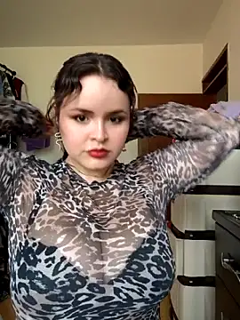 SeleneLuminari8 webcam