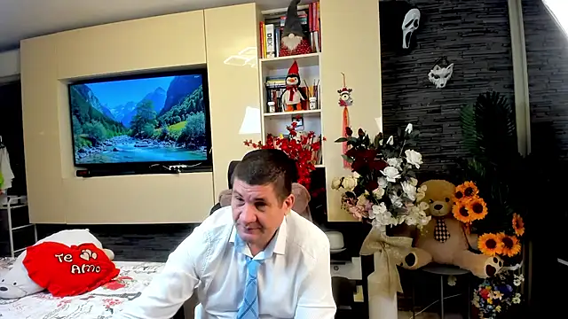 SpartacusDaddy48 webcam
