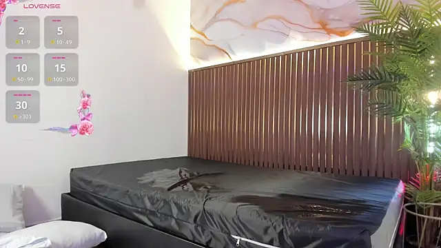 HoneyMilf_ webcam