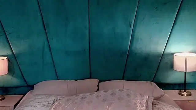 Aaron_Eze webcam