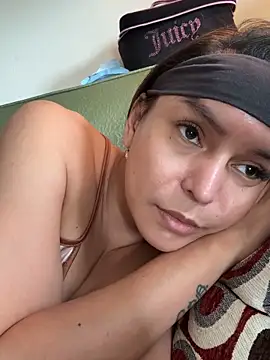 BiggestCock888 webcam