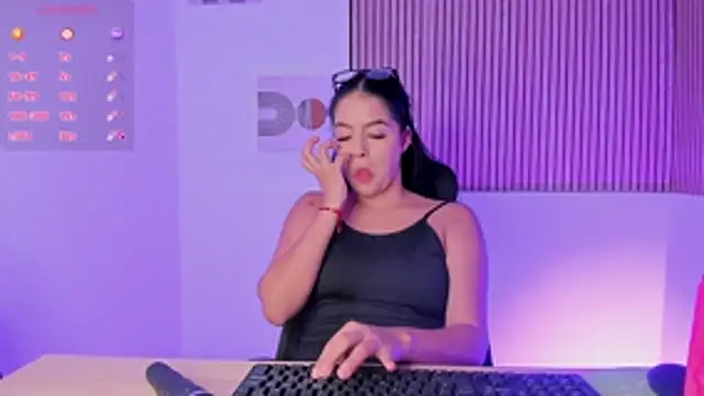 sophia__taylor webcam
