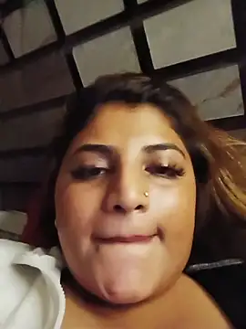 Sanaya_Gil webcam