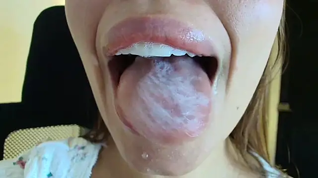 lisbet21x webcam