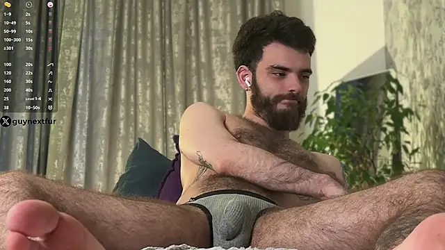 guynextfurr webcam
