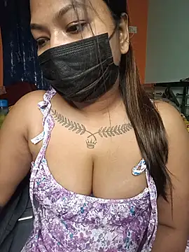 Hot_Urvi webcam