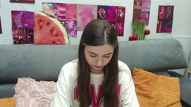 MilanaRoza webcam