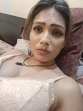 zoyarathore webcam