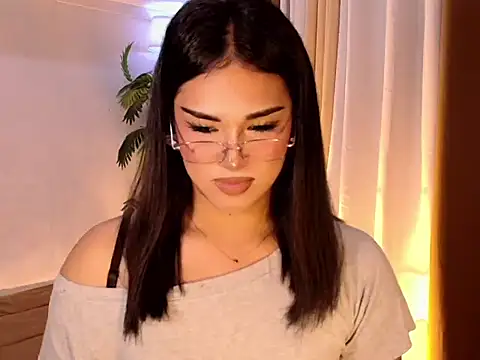 magnificent_kitana webcam