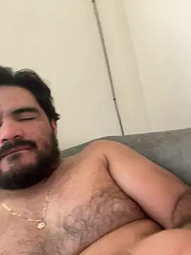 MichaelBear_21 webcam