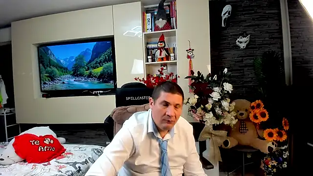 SpartacusDaddy48 webcam