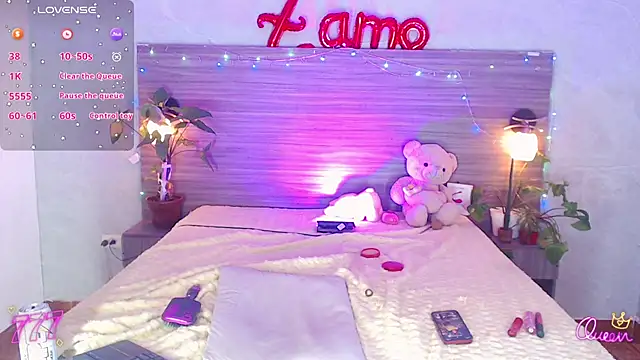 Sophia_Valentina webcam