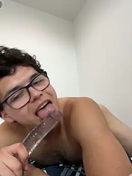 Caleb-Sweats webcam