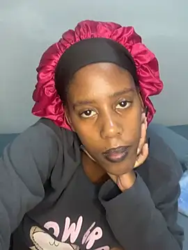 petite_bee webcam