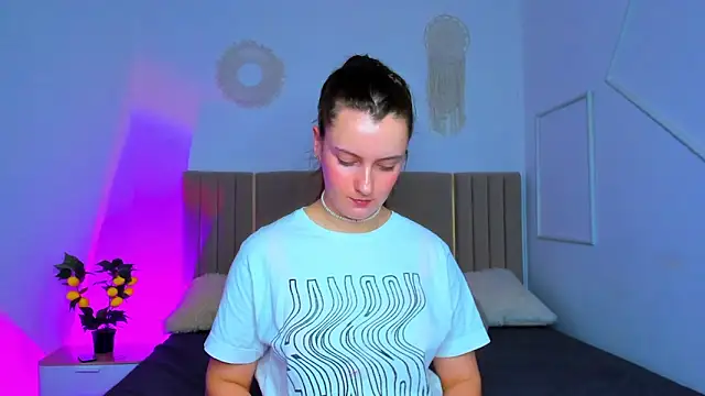 Cutie_blushh webcam