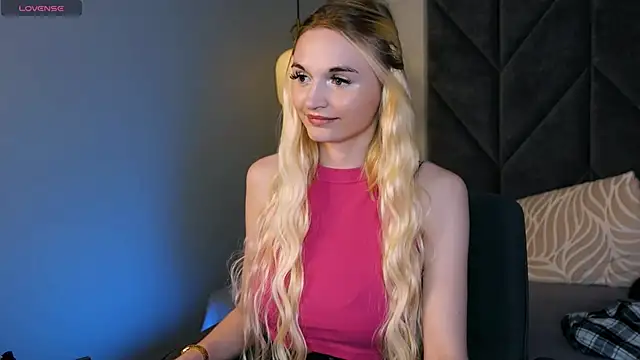 Mila__Lux webcam