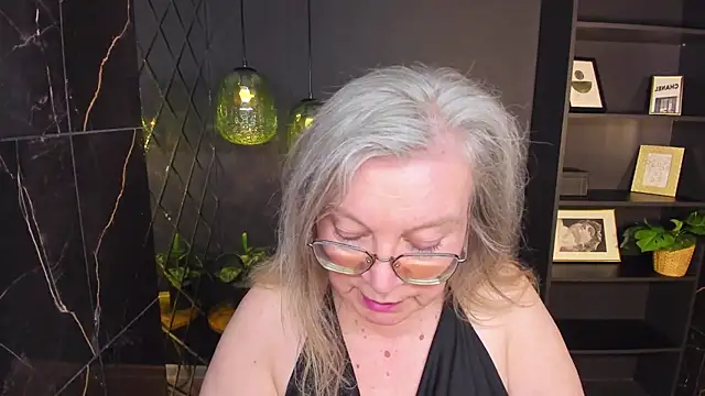 NataliMellow webcam