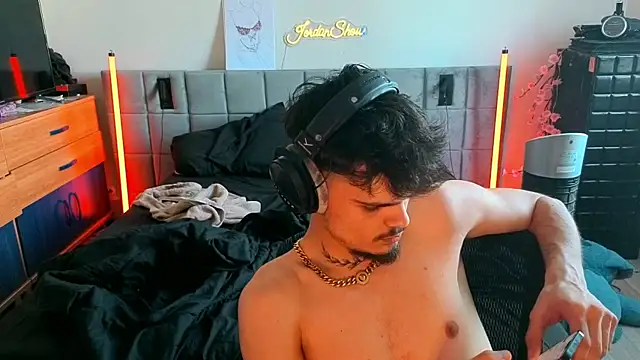 JordanShow webcam