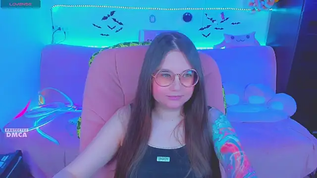 Lolisuccub webcam