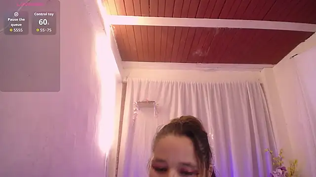 AuroraRojas_ webcam