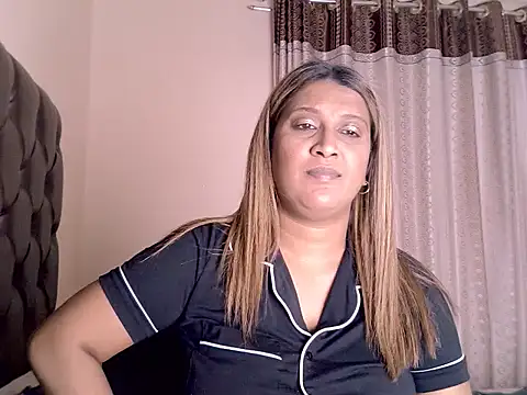 eroticbeauty37 webcam
