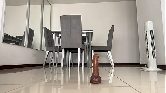 angelturned001's live cam