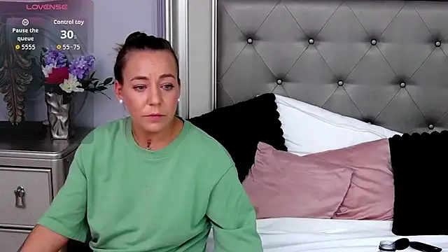 katynolan - KatyNolan's free webcam - UK Sex Cams