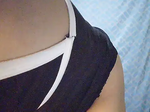 AsianKelly69 webcam