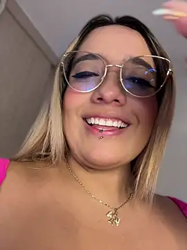 _Ninasanz webcam