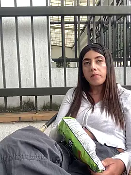 Electra_Pinkk webcam