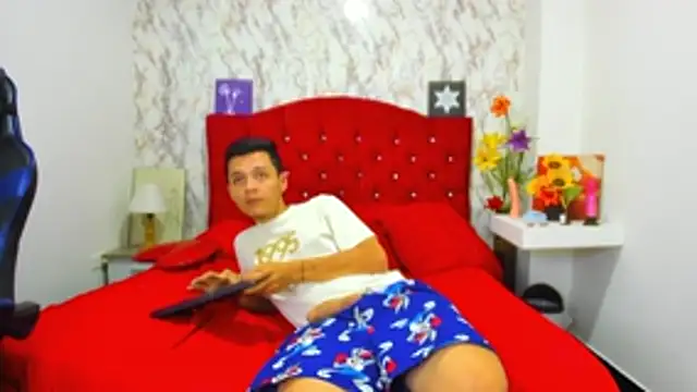 Alejandra_and_James_ webcam