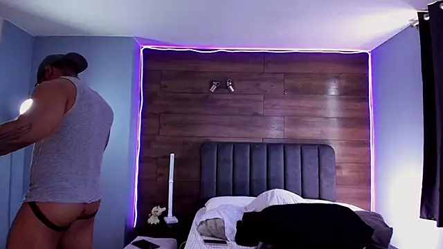 anthonylatynxd - Anthonylatynxd's free webcam - UK Sex Cams