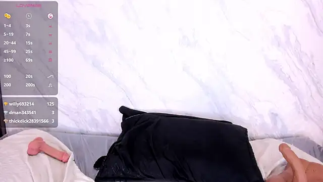 Monika-Ruiz webcam