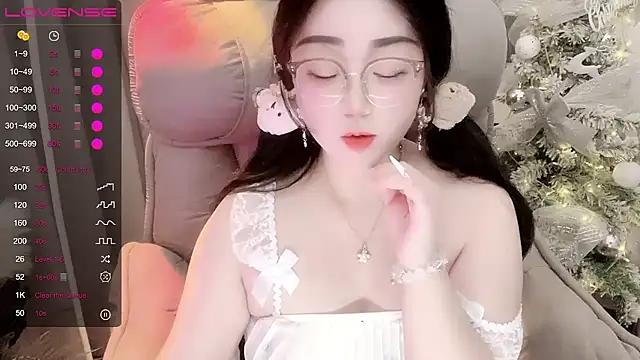 Monica-666888- webcam