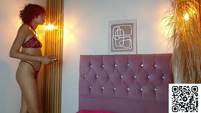 jade_roush webcam