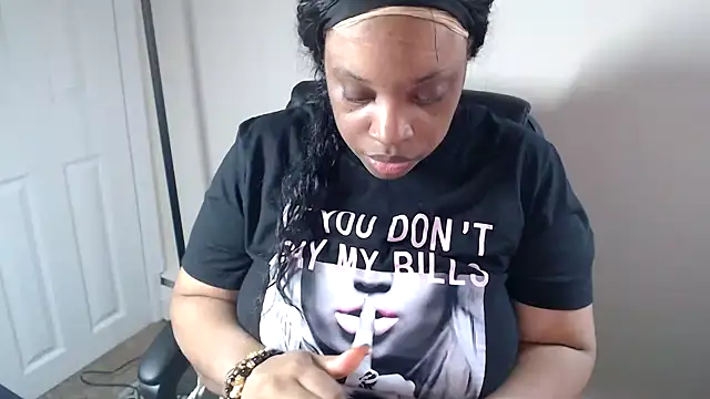 Sexymona1218 webcam