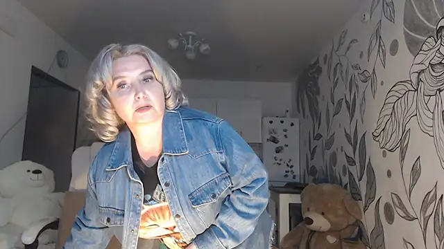v-alice - V-Alice's free webcam - UK Sex Cams