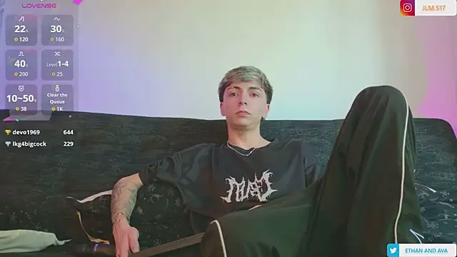 ethan_and_ava live cam