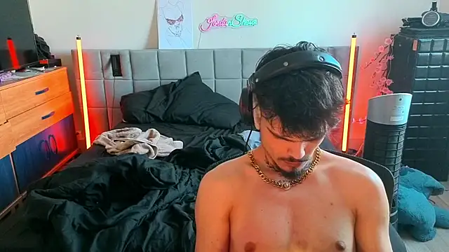 JordanShow webcam