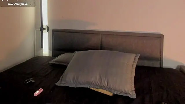 Emma__clark_ webcam