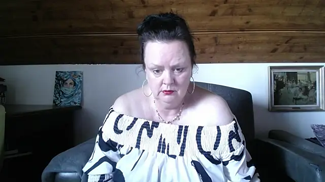 TiffanyMature webcam