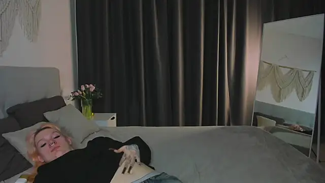 Lollita_Morgan webcam