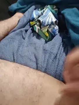 MiguelZhhgftj webcam